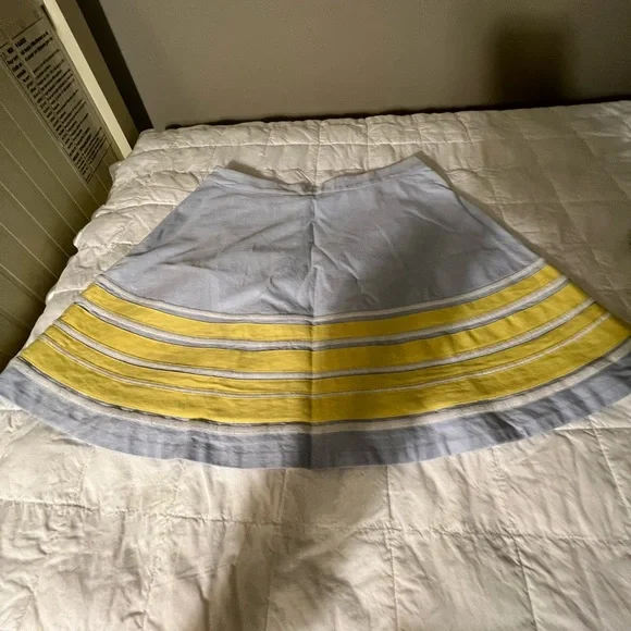 Vineyard Vines mini skirt - Picture 2 of 5